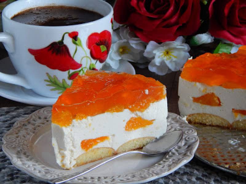 Delikatne ciasto z mandarynkami bez pieczenia