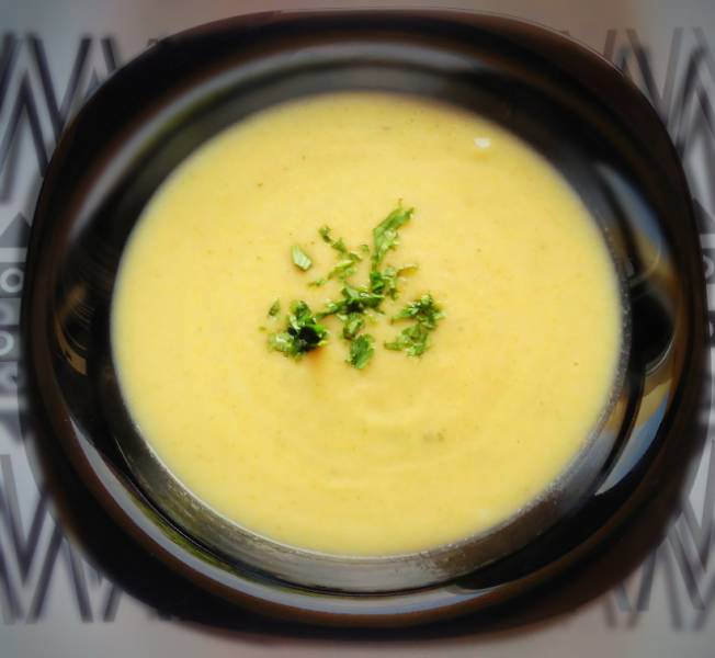 Zupa krem kalafiorowo - pietruszkowa