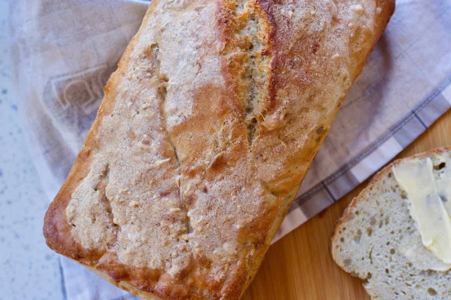Najłatwiejszy chleb na drożdżach, który zawsze się udaje