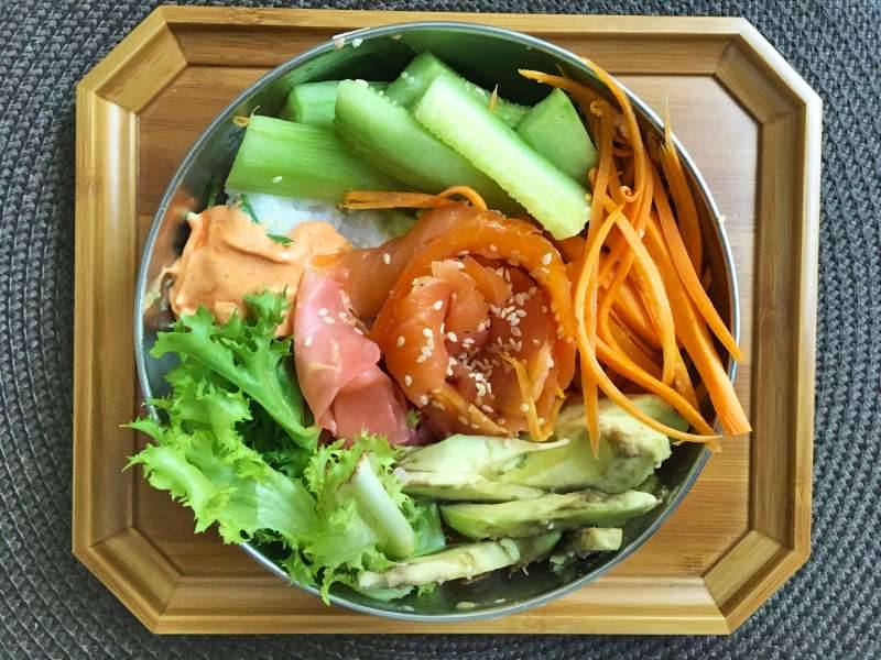Poniedziałek: Sushi bowl z sosem mayo
