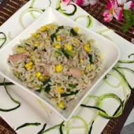 Ryż z cukinią i tuńczykiem – przepis na lekki i pyszny obiad