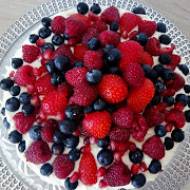Tort z owocami - pachnący latem :)