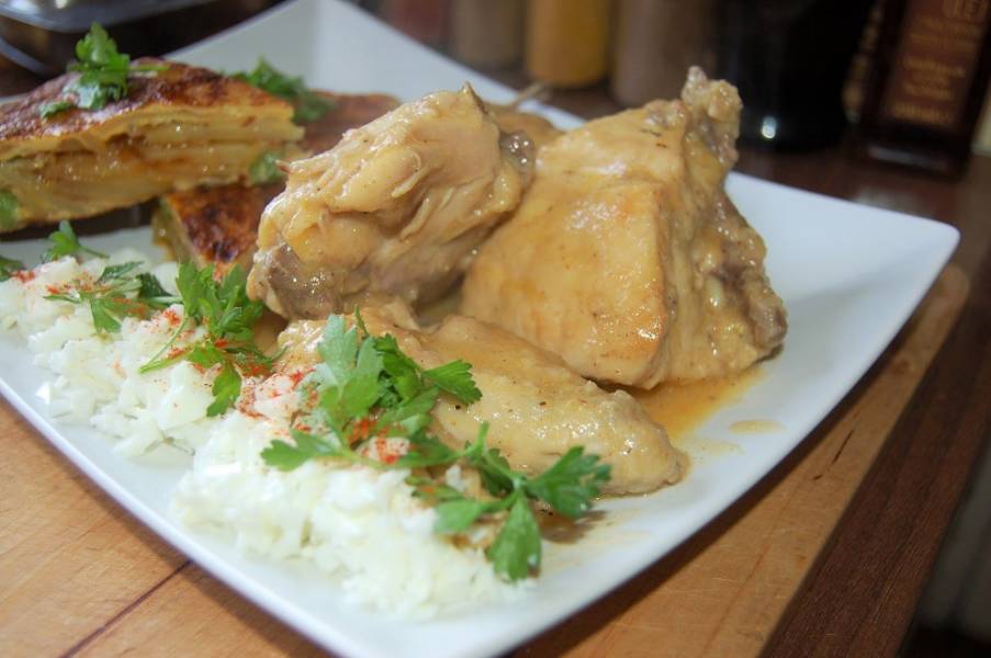„Pollo en Pepitoria”  hiszpańska potrawka z kurczaka