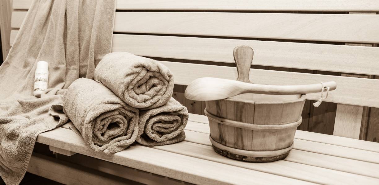 Jakie są zalety korzystania z sauny fińskiej?