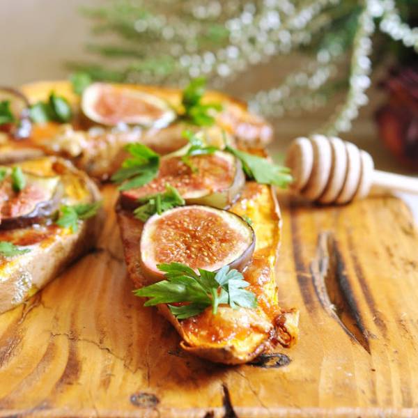 Pieczone bataty z serem pleśniowym i figą