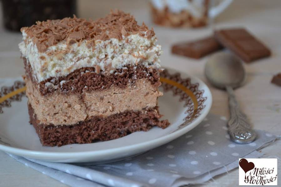 Ciasto czekoladowo - budyniowe z kremem stracciatella