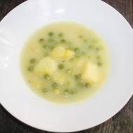 Delikatna zupa drobiowa z zielonym groszkiem