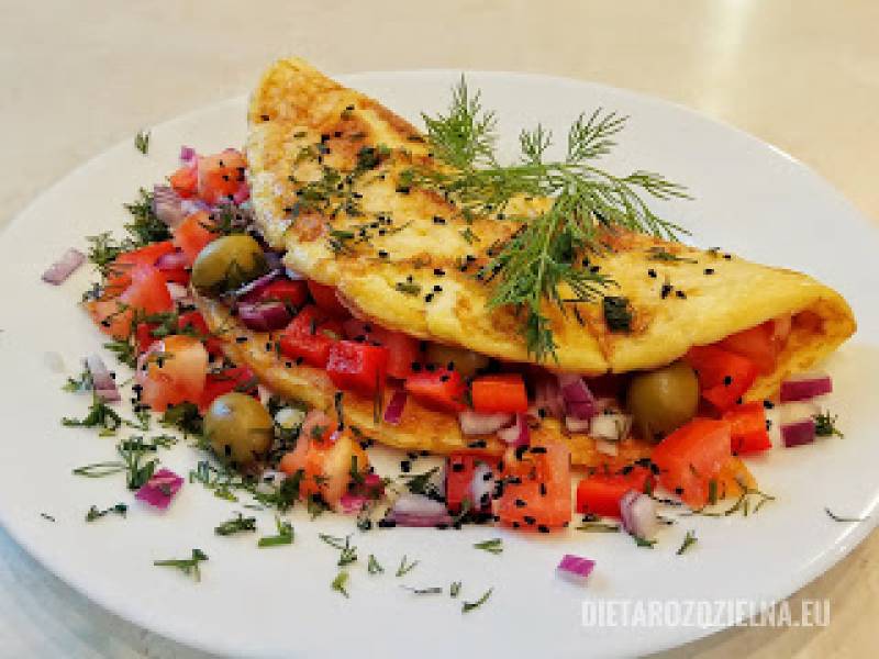 Omlet z warzywami - Wegetariańskie śniadanie