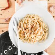 Spaghetti aglio, olio e peperoncino / Makaron z czosnkiem, oliwą i chili