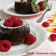 Lava cake czyli fondant czekoladowy dla zakochanych w czekoladzie