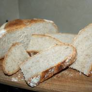 Wiedźmiński chleb na zakwasie pszennym