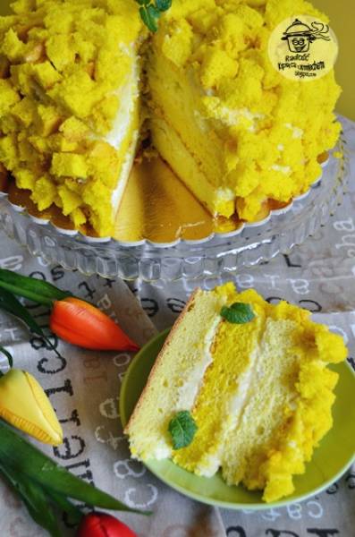Tort Mimoza ( włoski torta mimosa)