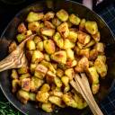 Chrupiące pieczone ziemniaki (3 składniki)