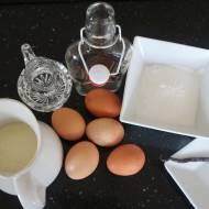 Jak zrobić domowy likier jajeczny? (przepis)