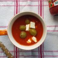 Zupa krem z pomidorów z serem feta i oliwkami / Cream of tomato soup with feta cheese and olives