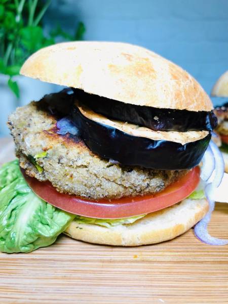 Środa: Błyskawiczne burgery wegetariańskie