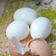 Jak obrać jajko – szybko i ładnie?