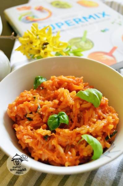 Risotto pomidorowo marchewkowe i recenzja książki ; Supermix - termoposiłki dla niemowląt.