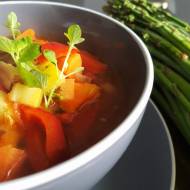 Warzywno-rybna zupa z krewetkami