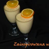 Pomarańczowa pianka jogurtowa