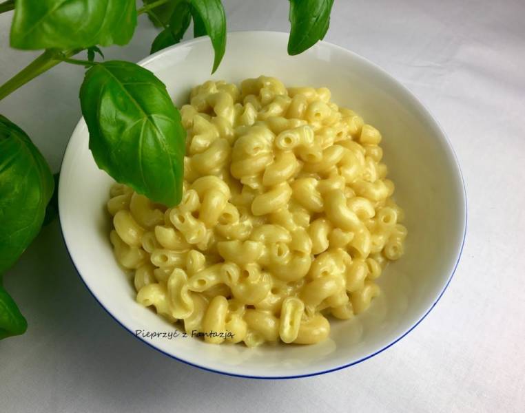 Domowy mac&cheese (makaron z serem)