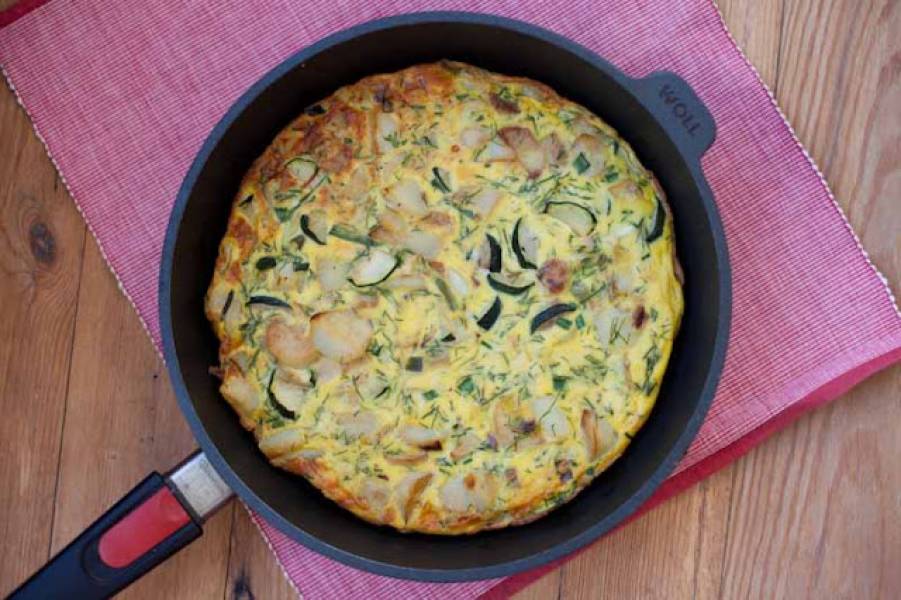 Frittata z ziemniakami i cukinią