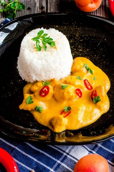 Morelowe “curry” z kurczakiem