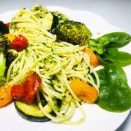 Poniedziałek: Spaghetti z pieczonymi warzywami
