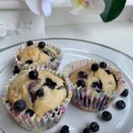 Pyszne i proste jogurtowe muffiny z jagodami