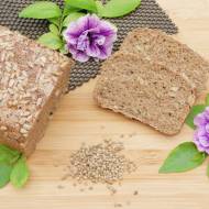 Chleb pszenno-żytni na zakwasie z nasionami konopi siewnej