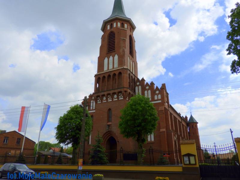 Zabytkowy kościół św. Jana Chrzciciela w Kazimierzu woj. łódzkie
