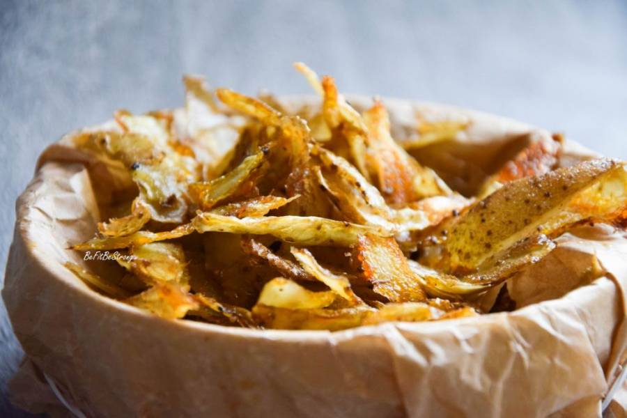 Zdrowe FIT chipsy z obierek ziemniaków i warzyw korzeniowych