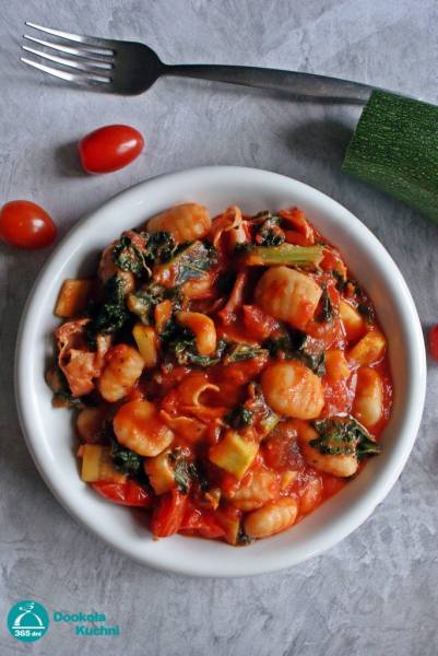 Obiad w 15 minut – gnocchi w sosie pomidorowym
