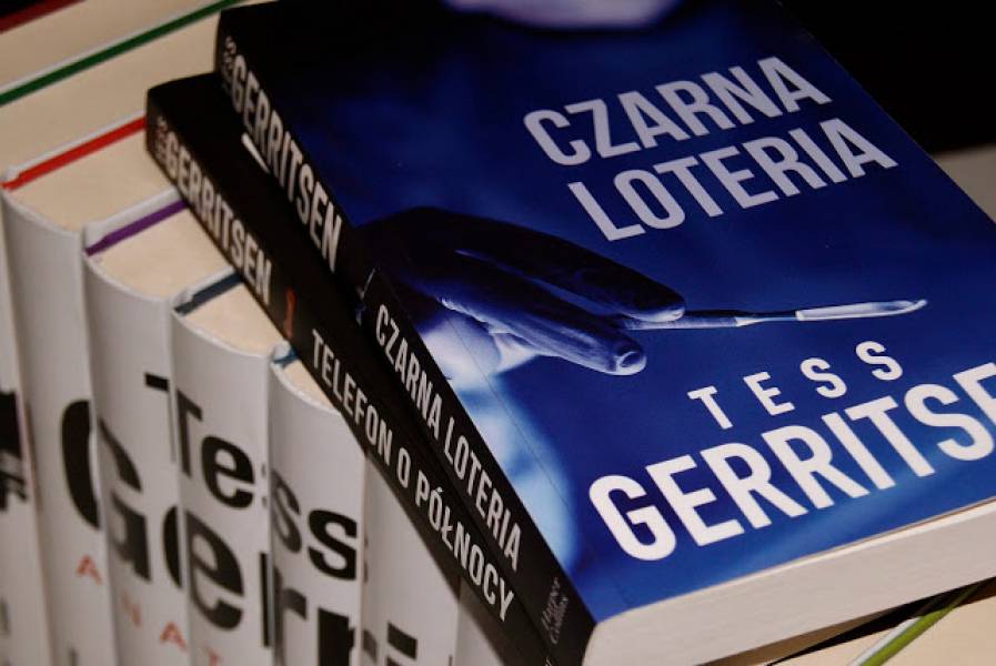 CZARNA LOTERIA - TESS GERRITSEN