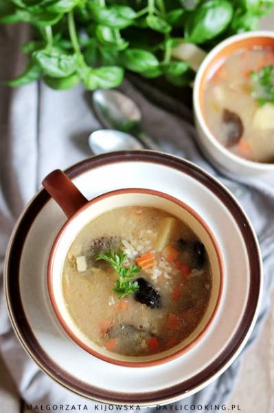 Krupnik z grzybami - idealna zupa na początek jesieni