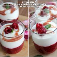 Fit deser - domowa malinowa galaretka i jogurt naturalny