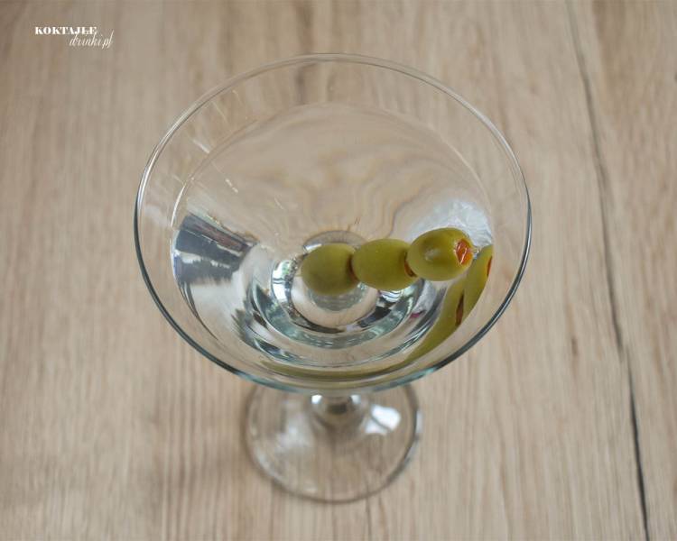 Dry Martini - gin w towarzystwie klasycznego wytrawnego martini