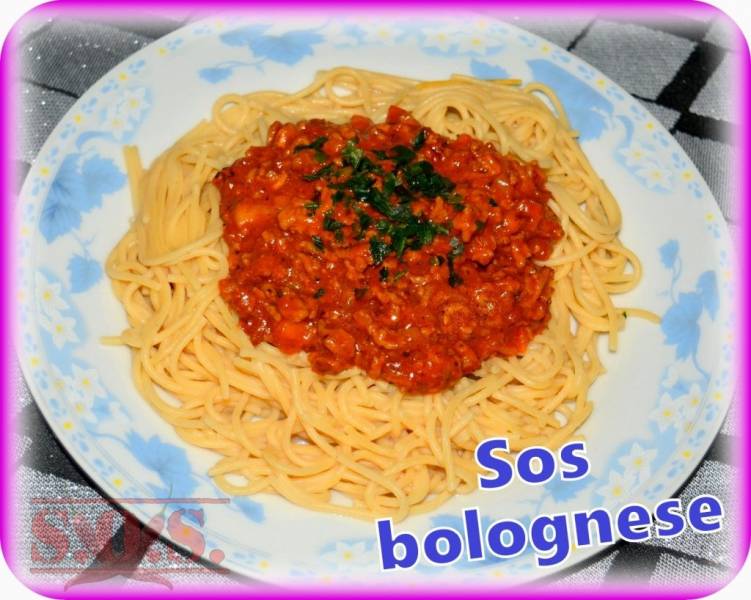 Włoski sos bolognese