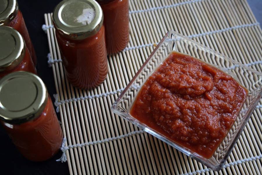 Ketchup / sos pomidorowy z cukinii