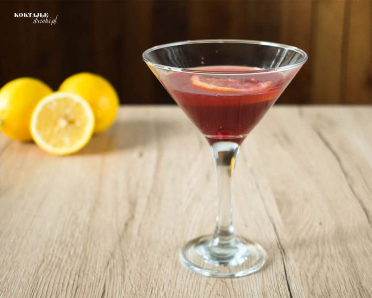 Red Jager Sour - słodko-kwaśny drink z Jagermeisterem