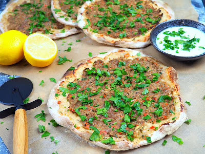 LAHMACUN - TURECKA PIZZA