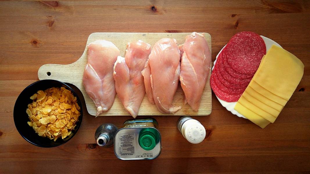 Roladki drobiowe z salami i serem – Odrobina wymyślności