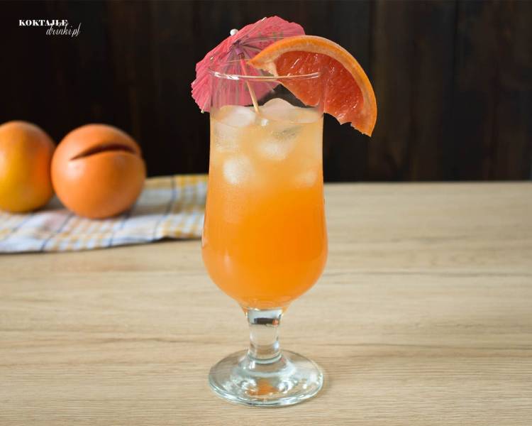Słoneczne Orzeźwienie - jedna z propozycji na drinki z malibu rum