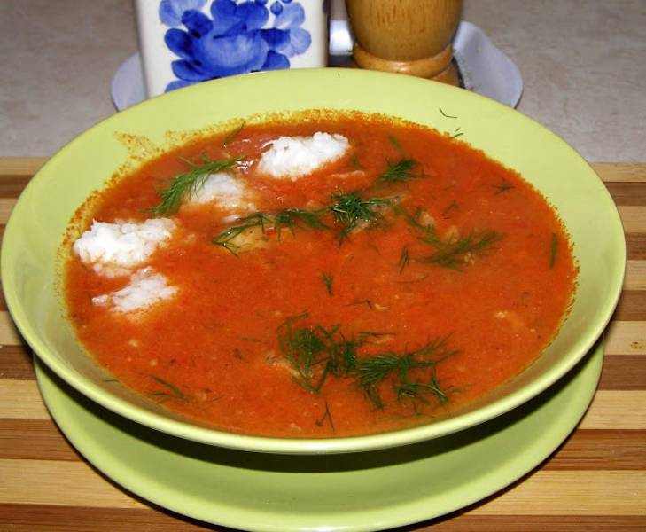 z pomidorów zupa na maśle i śmietanie...