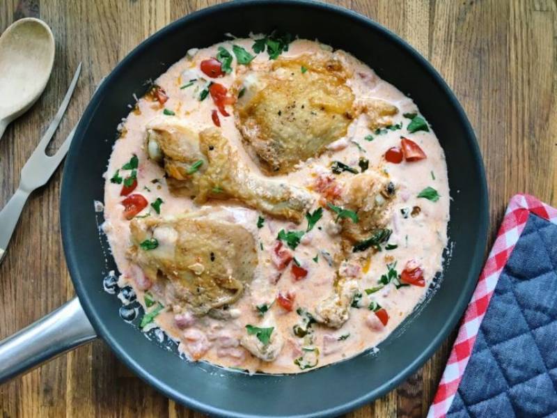 Przepis dnia: Kurczak po toskańsku w kremowym sosie