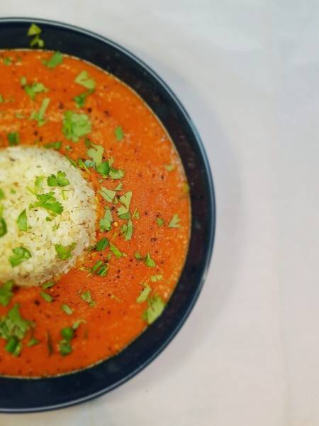 Pomidorowa z ryżem z kalafiora / Tomato soup with cauliflower rice
