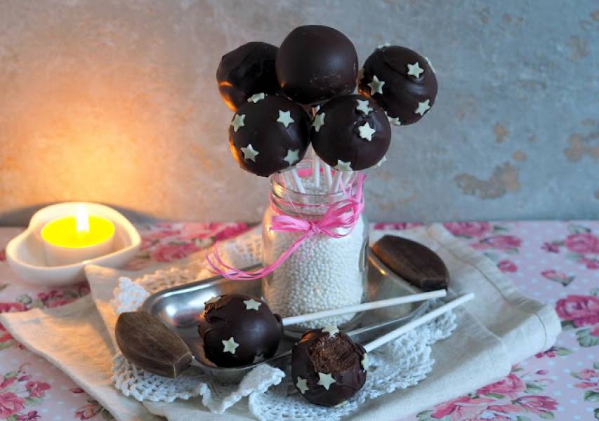 Czekoladowe cake pops