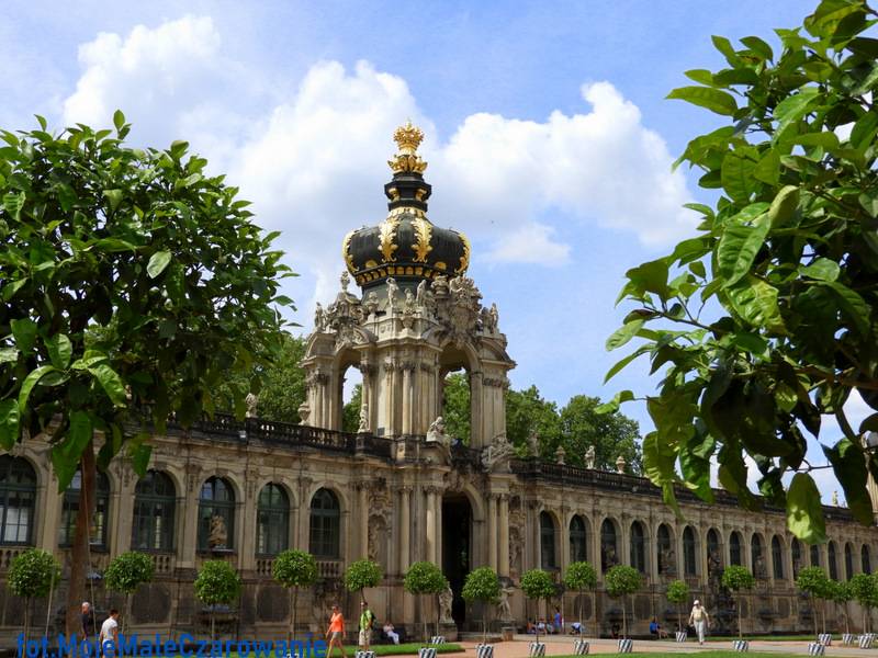 Zwinger w Dreźnie - perełka architektoniczna Saksonii - Niemcy