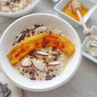 Owsianka bananowo-kokosowa (Porridge alla banana e cocco)