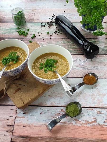 Zupa – krem z warzyw z curry i matcha